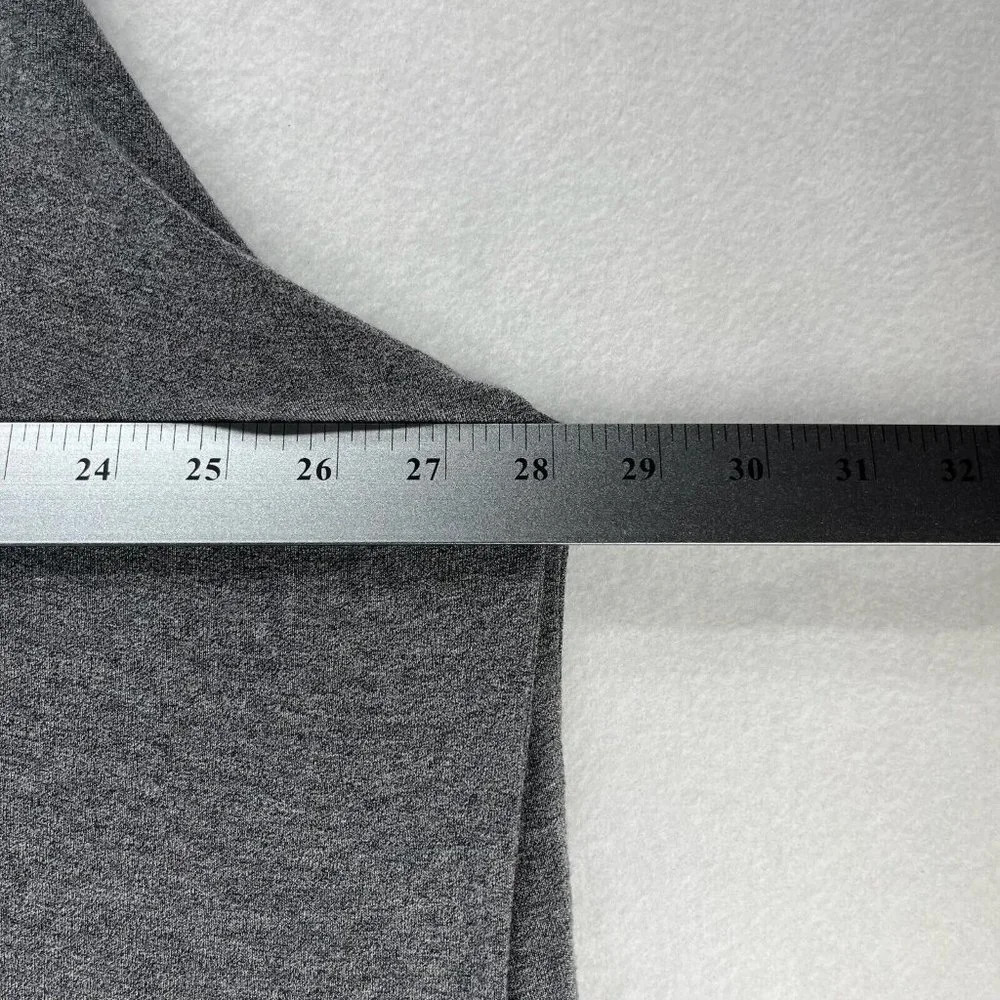 CAbi Top Womens Sz M Oversized Round Neck Long Sleeve Stretch Jersey Rayon Gray - Picture 10 of 11